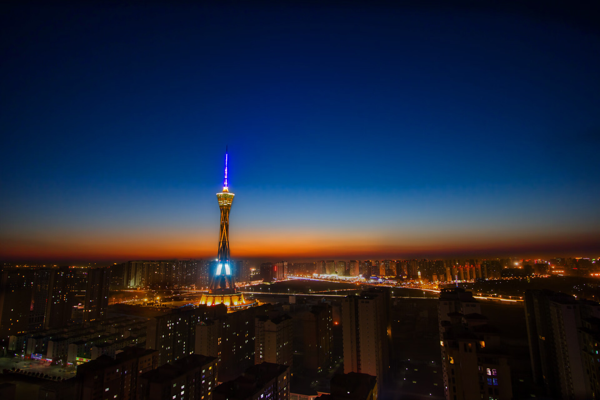 leyu.com-青少年“篮球故事会”公益讲座在长沙火热进行，关于篮球的讲座