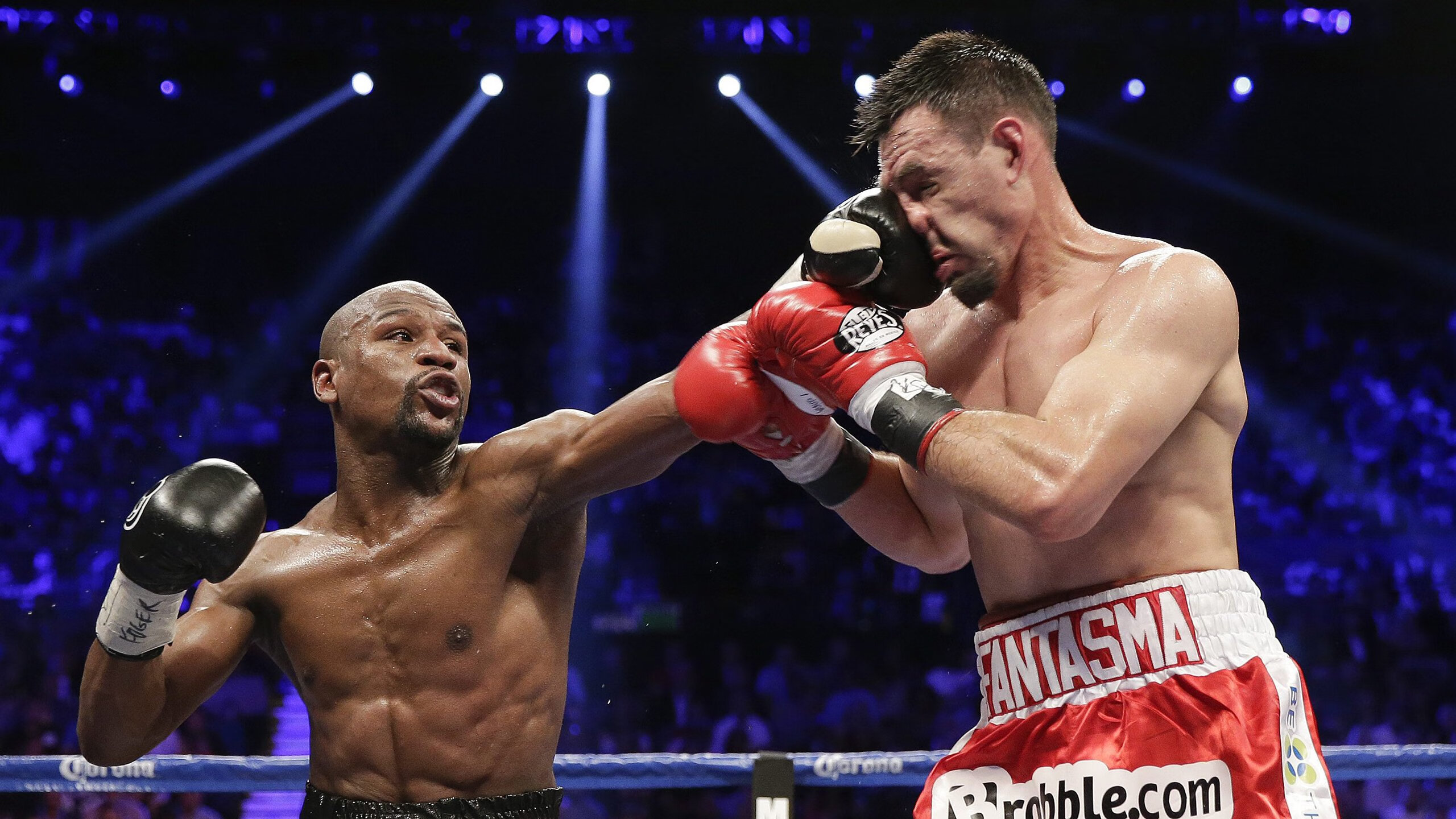 “英超联盟火力全开，争夺榜首越发激烈”，英超联盟官网